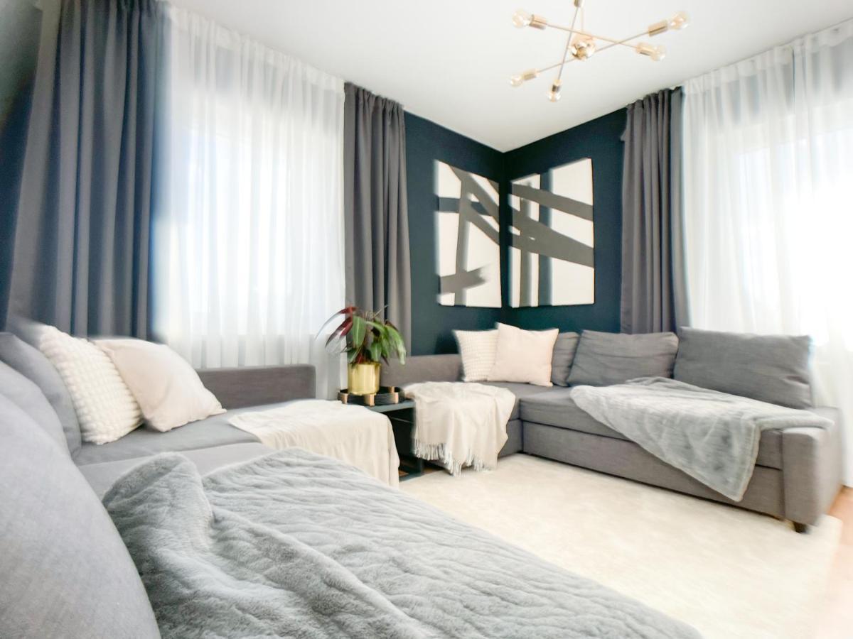 M-Style 02 Apartment Mit Balkon 24H Self-Check-In, Free Parking, Netflix Nuremberg Bagian luar foto
