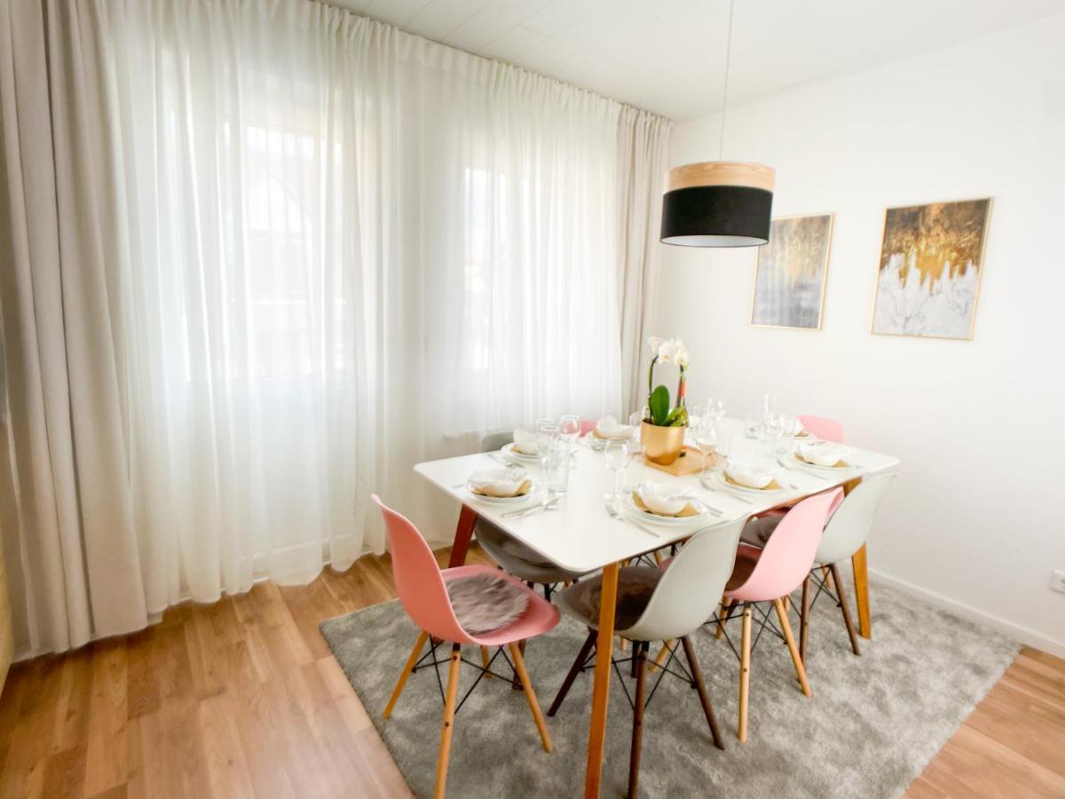 M-Style 02 Apartment Mit Balkon 24H Self-Check-In, Free Parking, Netflix Nuremberg Bagian luar foto