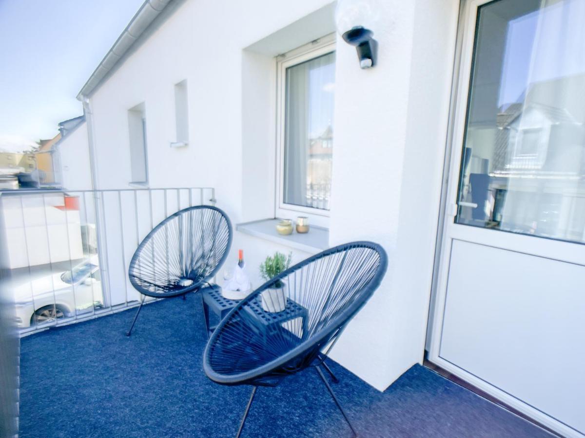 M-Style 02 Apartment Mit Balkon 24H Self-Check-In, Free Parking, Netflix Nuremberg Bagian luar foto