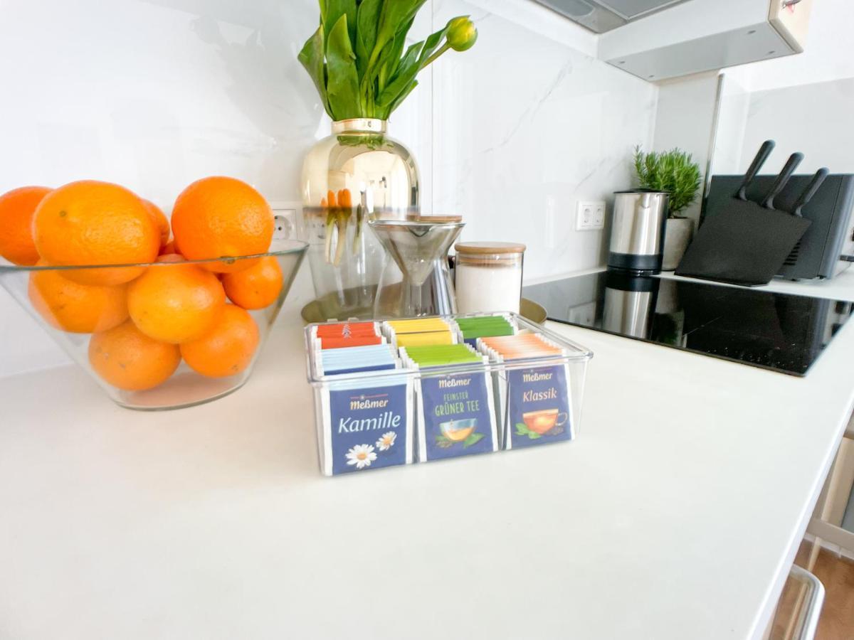 M-Style 02 Apartment Mit Balkon 24H Self-Check-In, Free Parking, Netflix Nuremberg Bagian luar foto